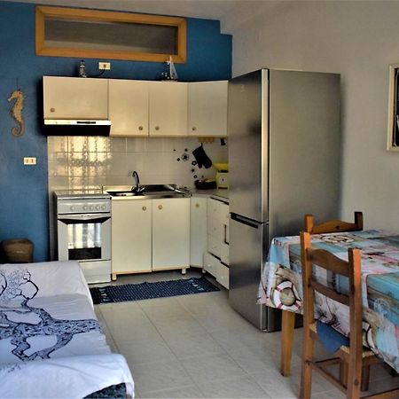 Ferienwohnung Un Po Di Relax A Pochi Passi Dal Mare! Àrbatax Exterior foto