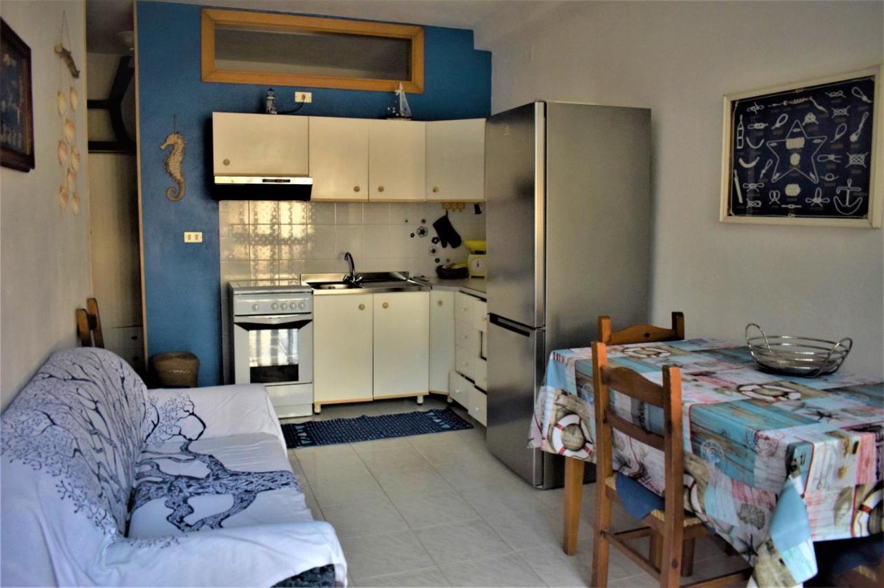 Ferienwohnung Un Po Di Relax A Pochi Passi Dal Mare! Àrbatax Exterior foto