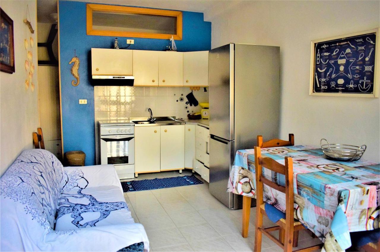 Ferienwohnung Un Po Di Relax A Pochi Passi Dal Mare! Àrbatax Exterior foto