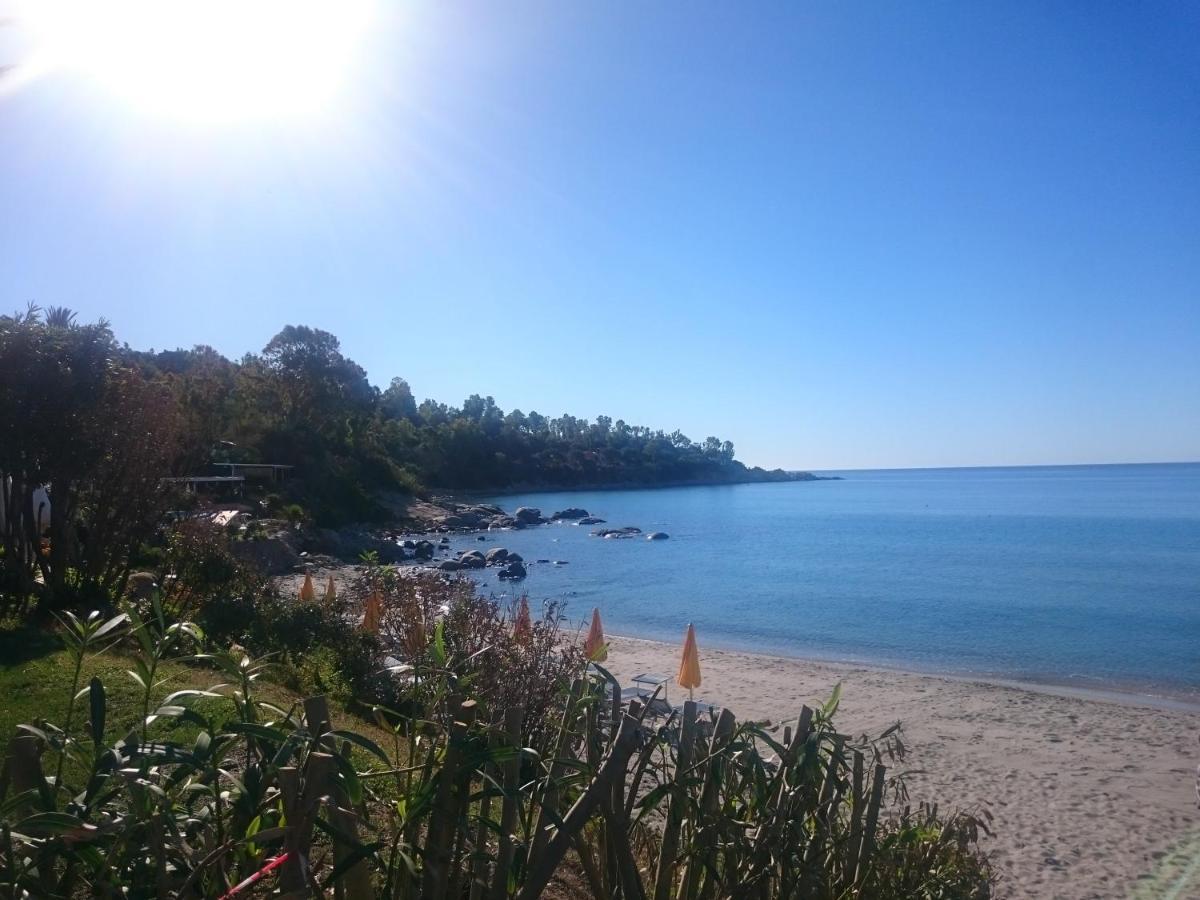 Ferienwohnung Un Po Di Relax A Pochi Passi Dal Mare! Àrbatax Exterior foto